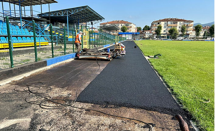 Atatürk Stadı Tartan Pist Yenileme Çalışmaları Başladı