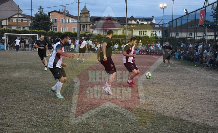 Kayalar Uzatmada Kazanıp Finale Adını Yazdırdı