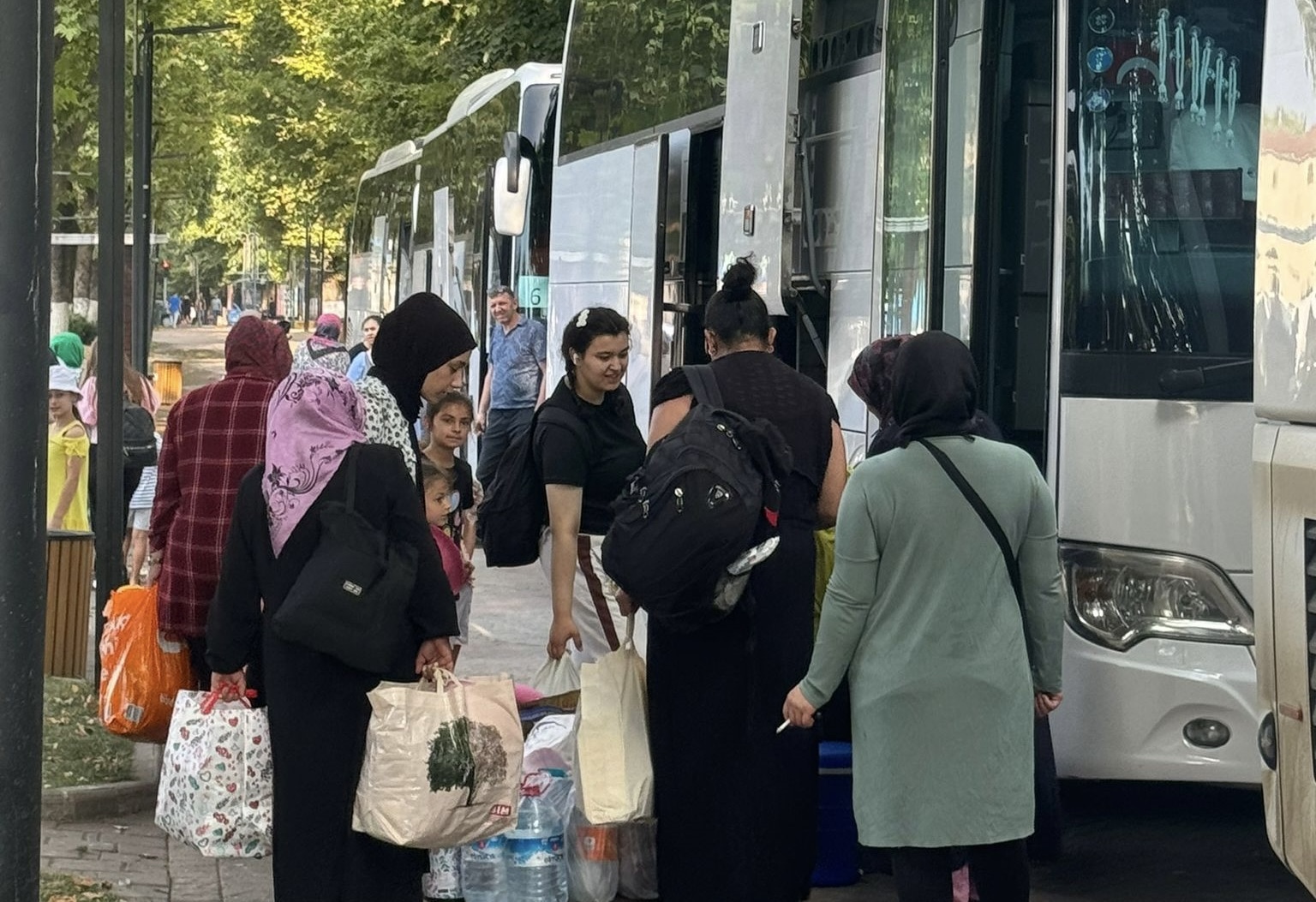 Hendek Belediyesi Binlerce Kadını Denizle Buluşturdu