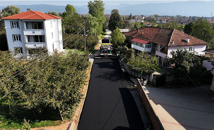 Hendek Kahraman Mahallesi Asfalt İle Buluştu