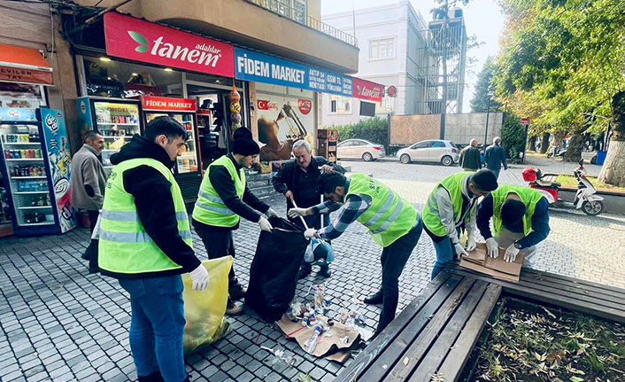 Çevre Kirliliğine Dikkat Çektiler