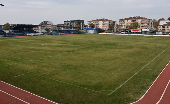 Hendek Atatürk Stadı Alarm Veriyor