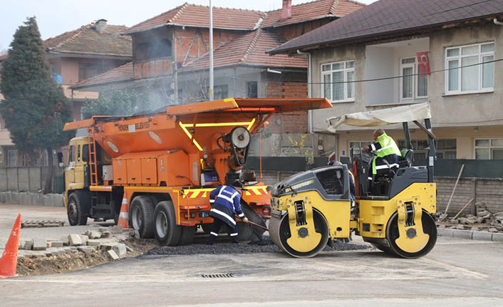 Hendek’te Kapsamlı Çalışmalar Mahalle Mahalle Devam Ediyor