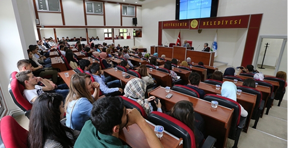 Geleceğin Yerel Yöneticileri Büyükşehir’de