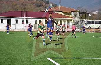 Yeşilyurt Beldespor: 2 Harmanlıkspor: 3